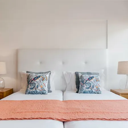 Arriaga I By An Island *