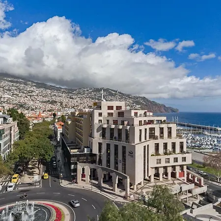 Arriaga I By An Island *